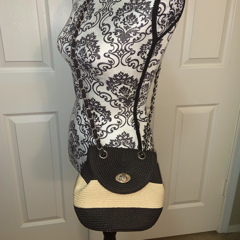 Straw crossbody bag